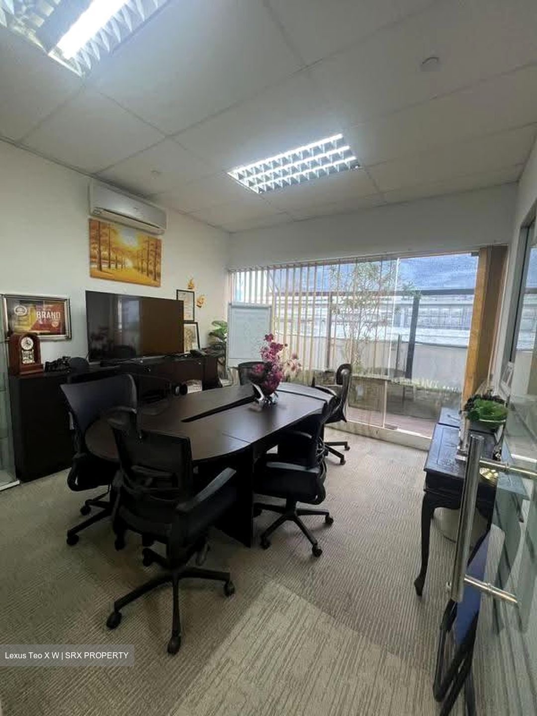 First Centre (D19), Factory #622045451